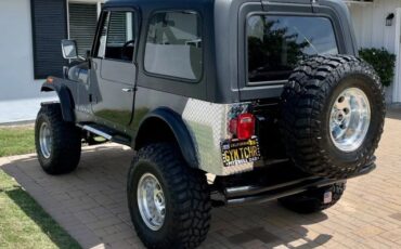 Jeep-Jeep-1985-SUV-9