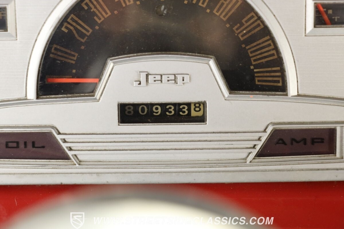 Jeep-Jeepster-Commando-1969-Convertible-37