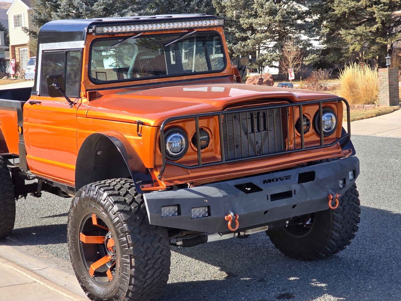 Jeep-Kaiser-M715-1967-Standard-Cab-Pickup-1