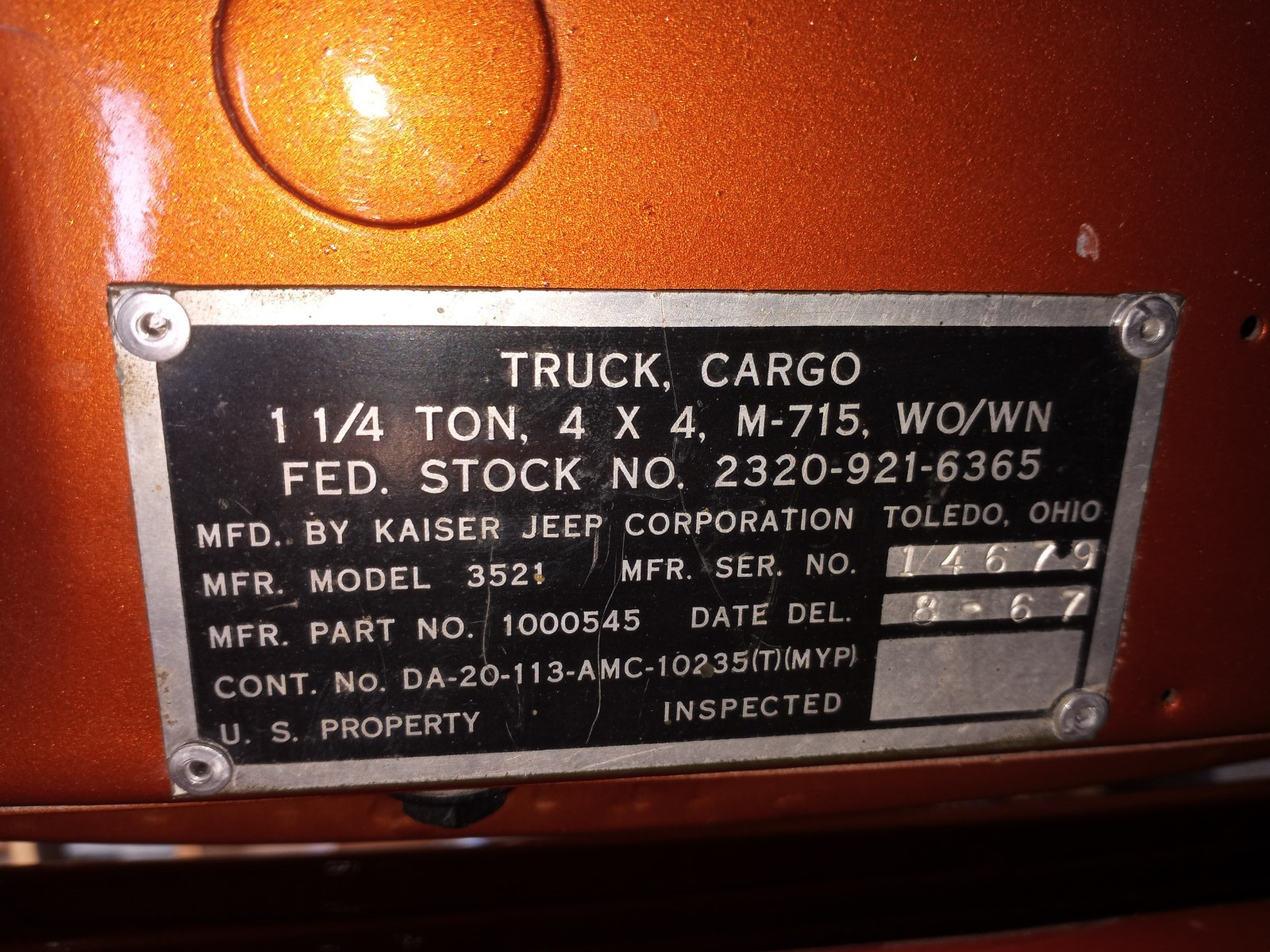 Jeep-Kaiser-M715-1967-Standard-Cab-Pickup-2