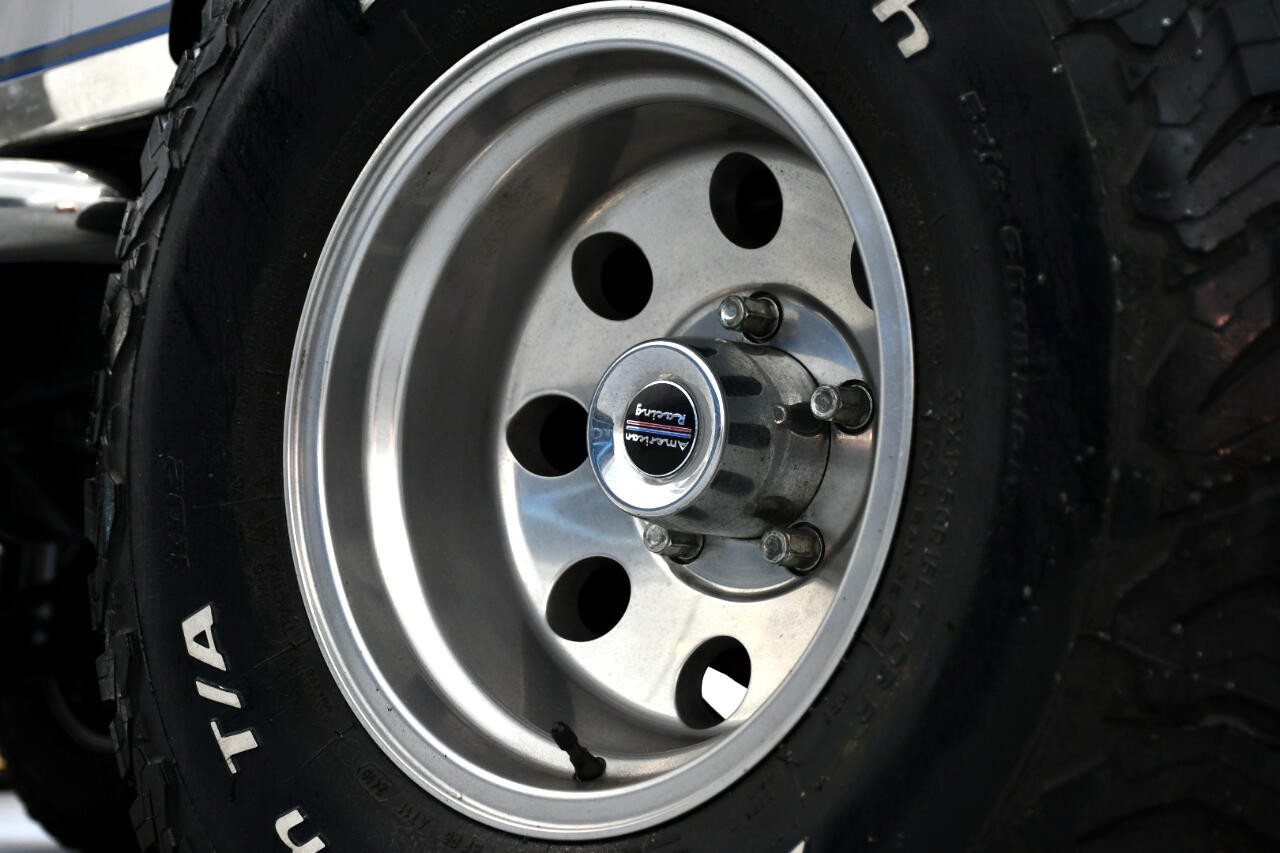 Jeep-Laredo-1977-SUV-11