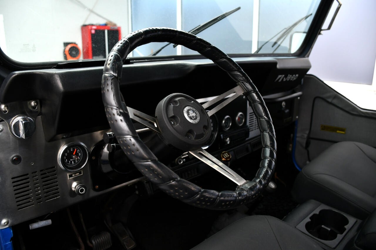 Jeep-Laredo-1977-SUV-18