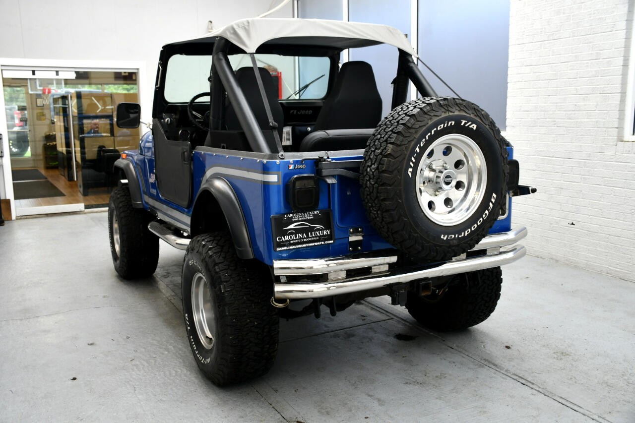 Jeep-Laredo-1977-SUV-2