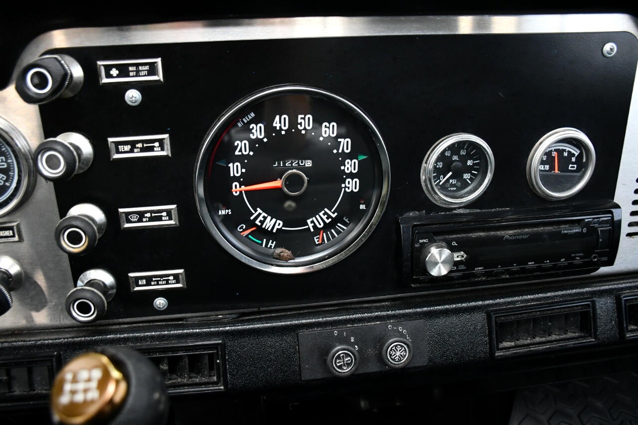 Jeep-Laredo-1977-SUV-22