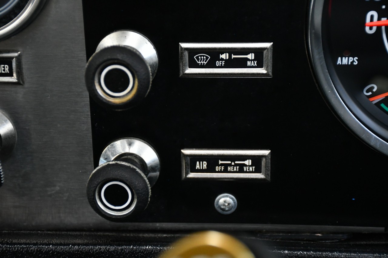 Jeep-Laredo-1977-SUV-24