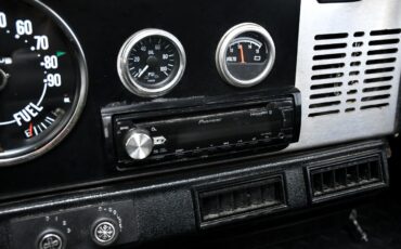 Jeep-Laredo-1977-SUV-26