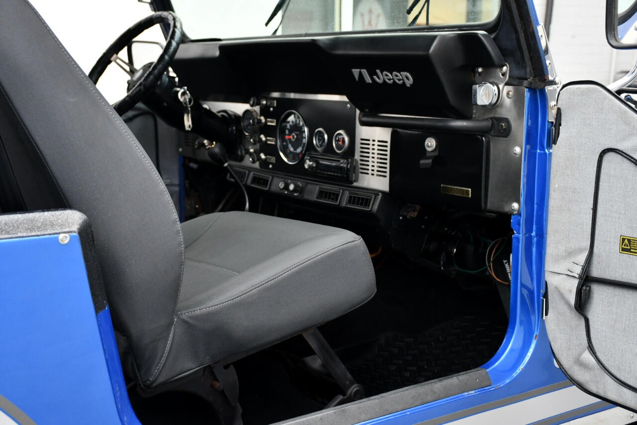 Jeep-Laredo-1977-SUV-33