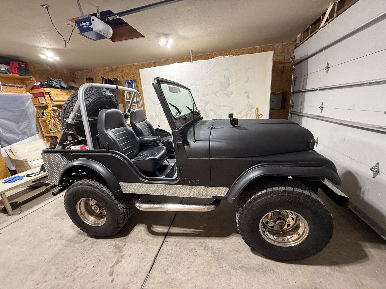 Jeep-Other-1974-SUV-11