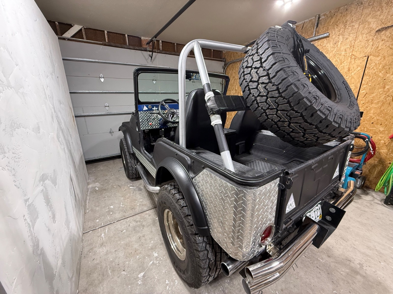 Jeep-Other-1974-SUV-15