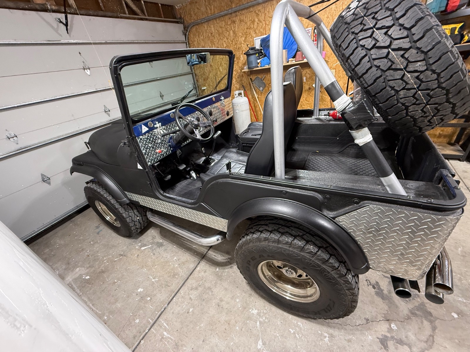 Jeep-Other-1974-SUV-2