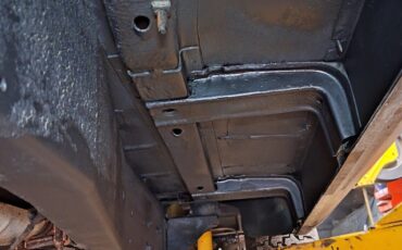 Jeep-Wagoneer-1988-SUV-25