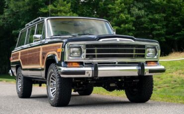 Jeep-Wagoneer-1991-SUV-1