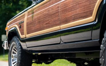 Jeep-Wagoneer-1991-SUV-19