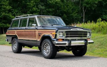 Jeep-Wagoneer-1991-SUV-2