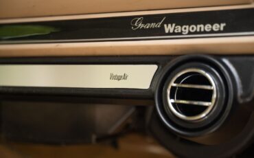 Jeep-Wagoneer-1991-SUV-23