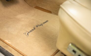 Jeep-Wagoneer-1991-SUV-5