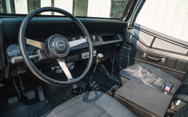 Jeep-Wrangler-1987-SUV-2