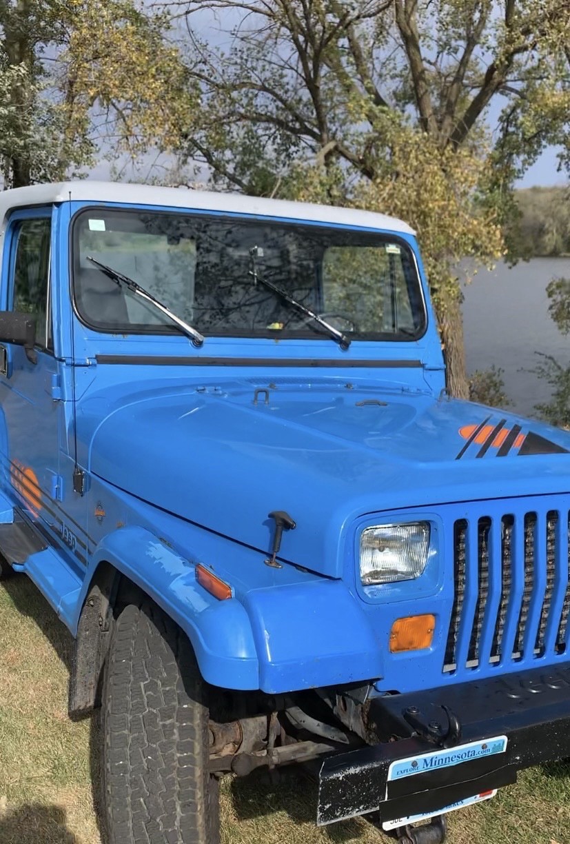 Jeep-Wrangler-1989-SUV-1