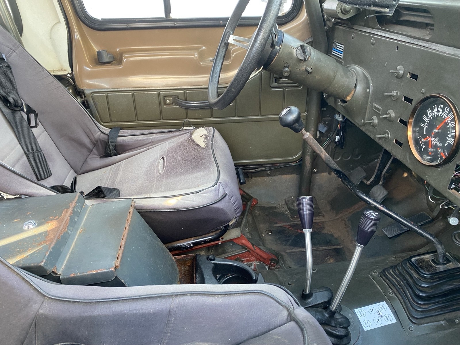 Jeep-Wrangler-1991-24