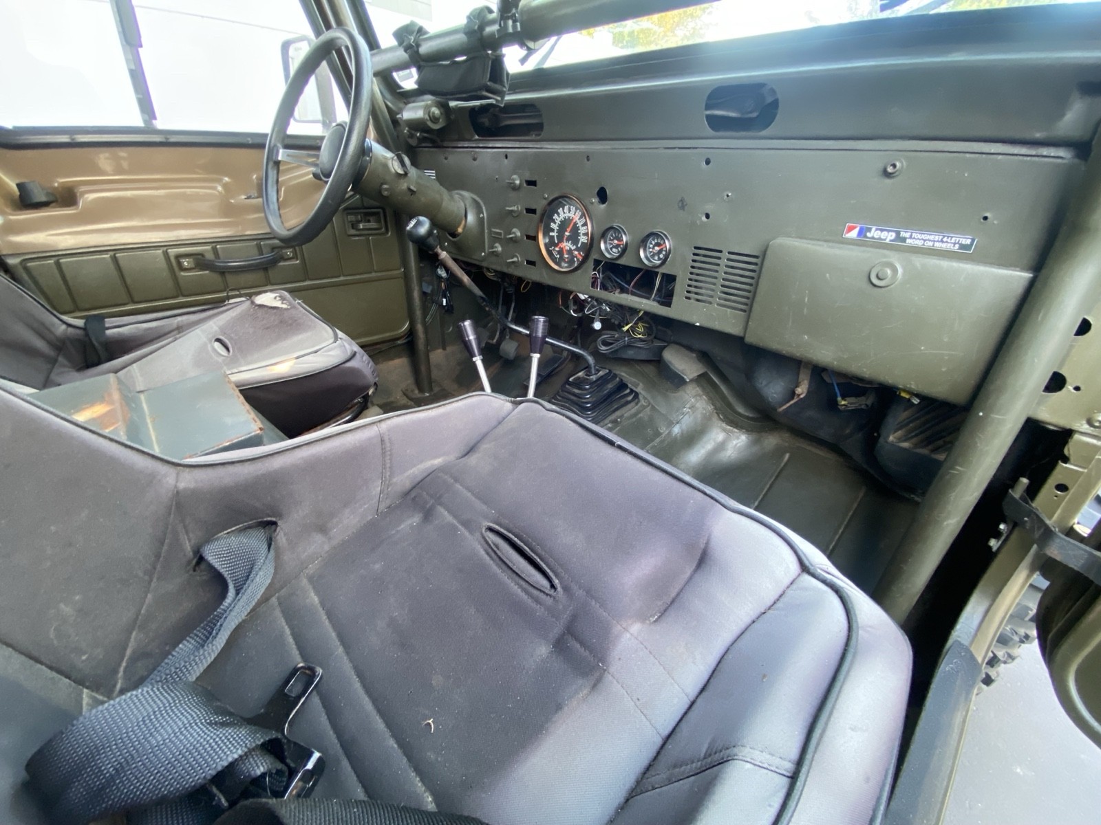 Jeep-Wrangler-1991-29