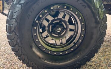 Jeep-Wrangler-1992-12