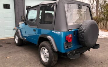 Jeep-Wrangler-1993-SUV-15