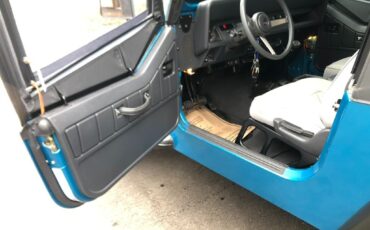 Jeep-Wrangler-1993-SUV-21