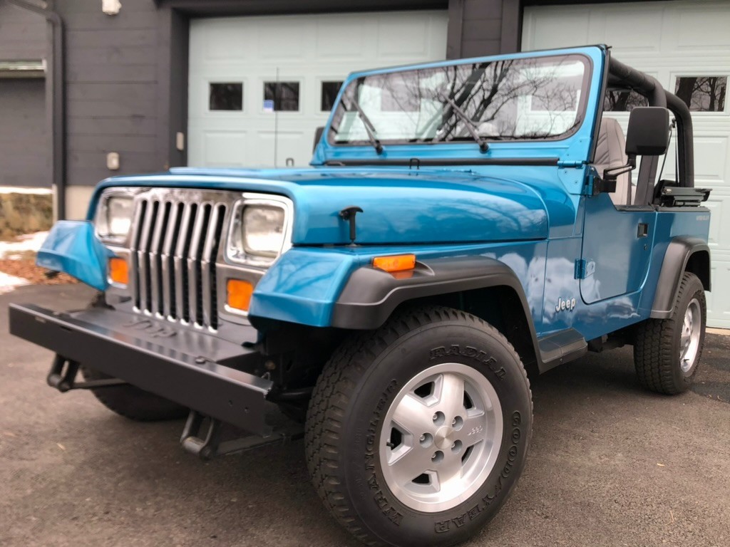 Jeep-Wrangler-1993-SUV-8