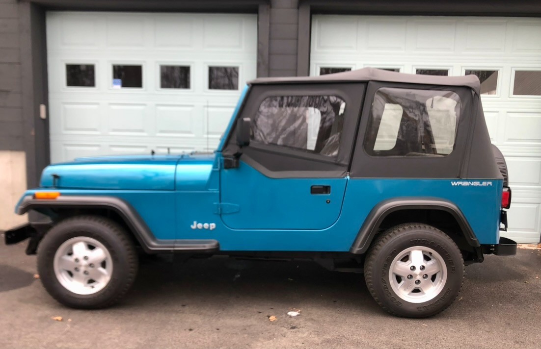 Jeep-Wrangler-1993-SUV-9