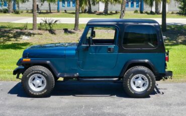 Jeep-Wrangler-1995-SUV-11