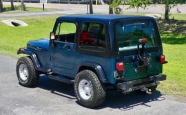 Jeep-Wrangler-1995-SUV-14