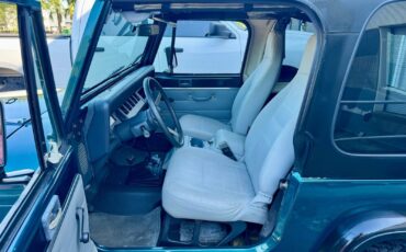 Jeep-Wrangler-1995-SUV-3