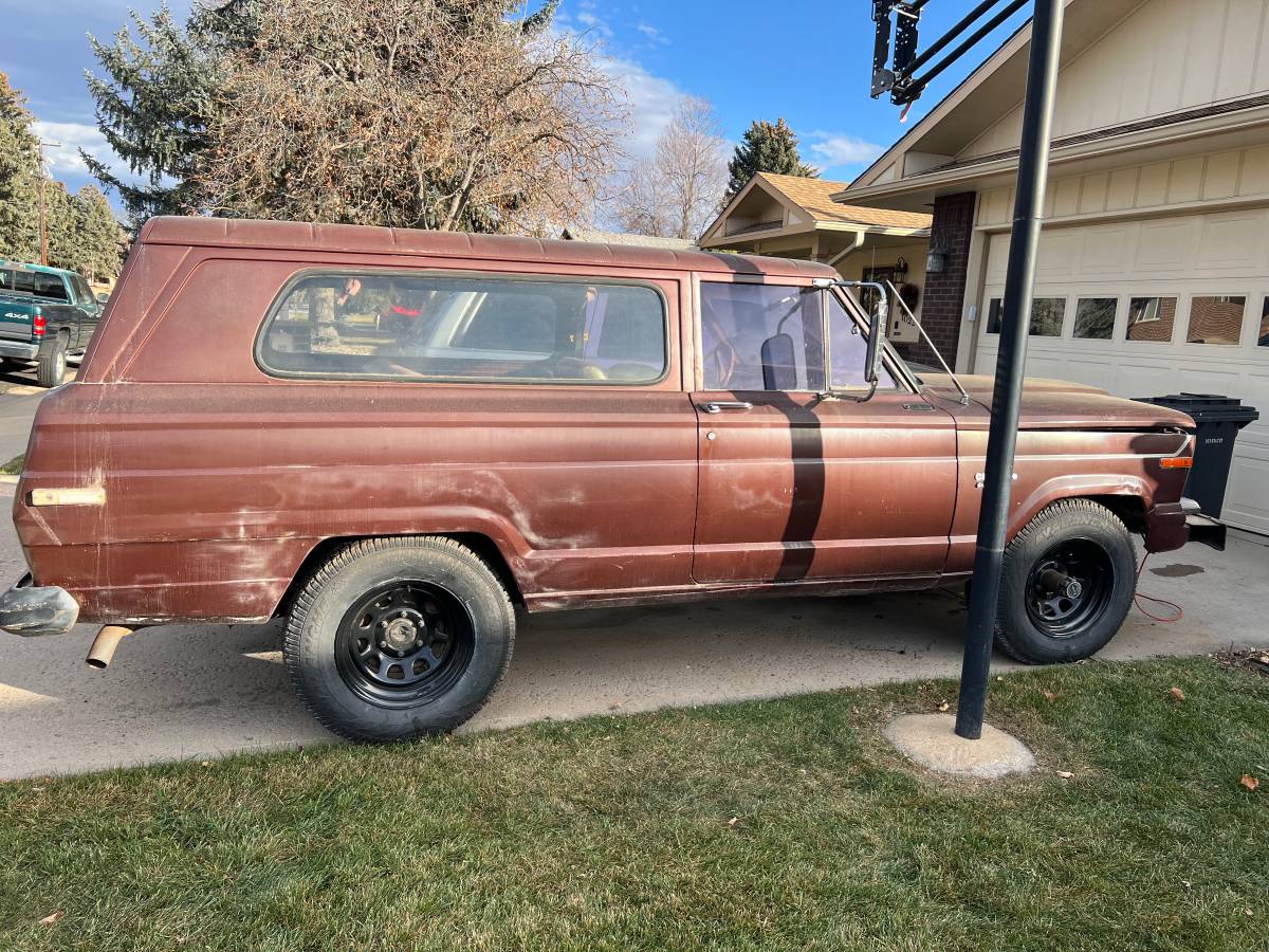 Jeep-cherokee-1976-brown-1