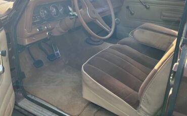 Jeep-cherokee-1976-brown-17