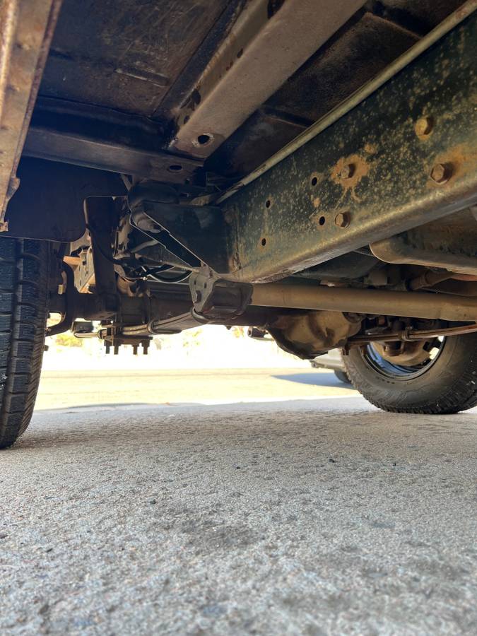 Jeep-cherokee-1976-brown-4