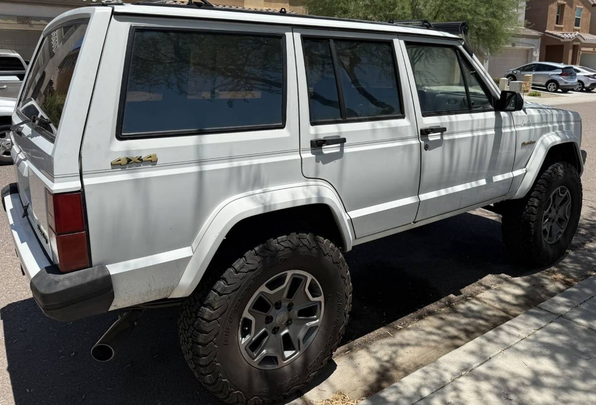 Jeep-cherokee-1988-1