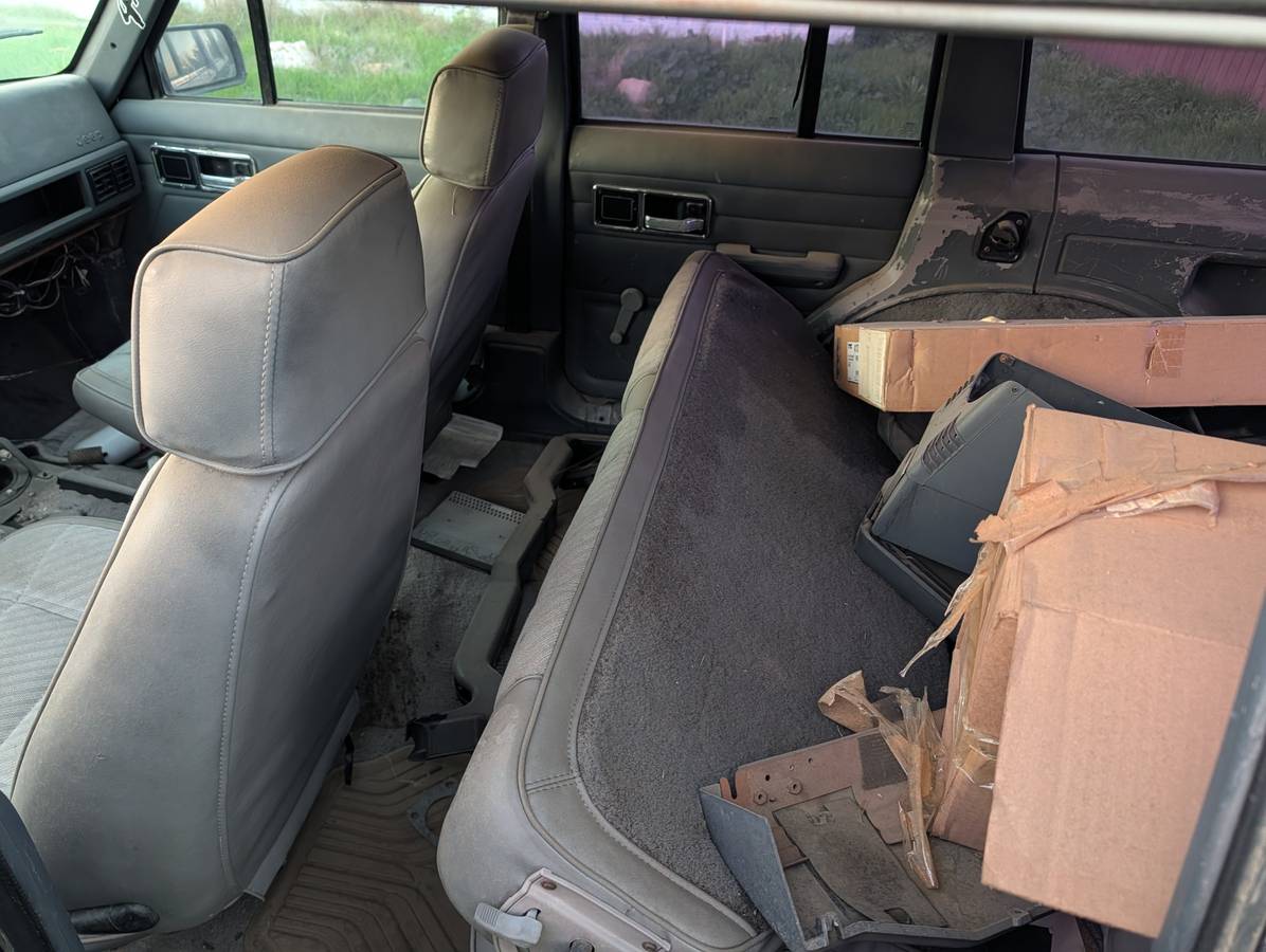 Jeep-cherokee-1988-blue-3