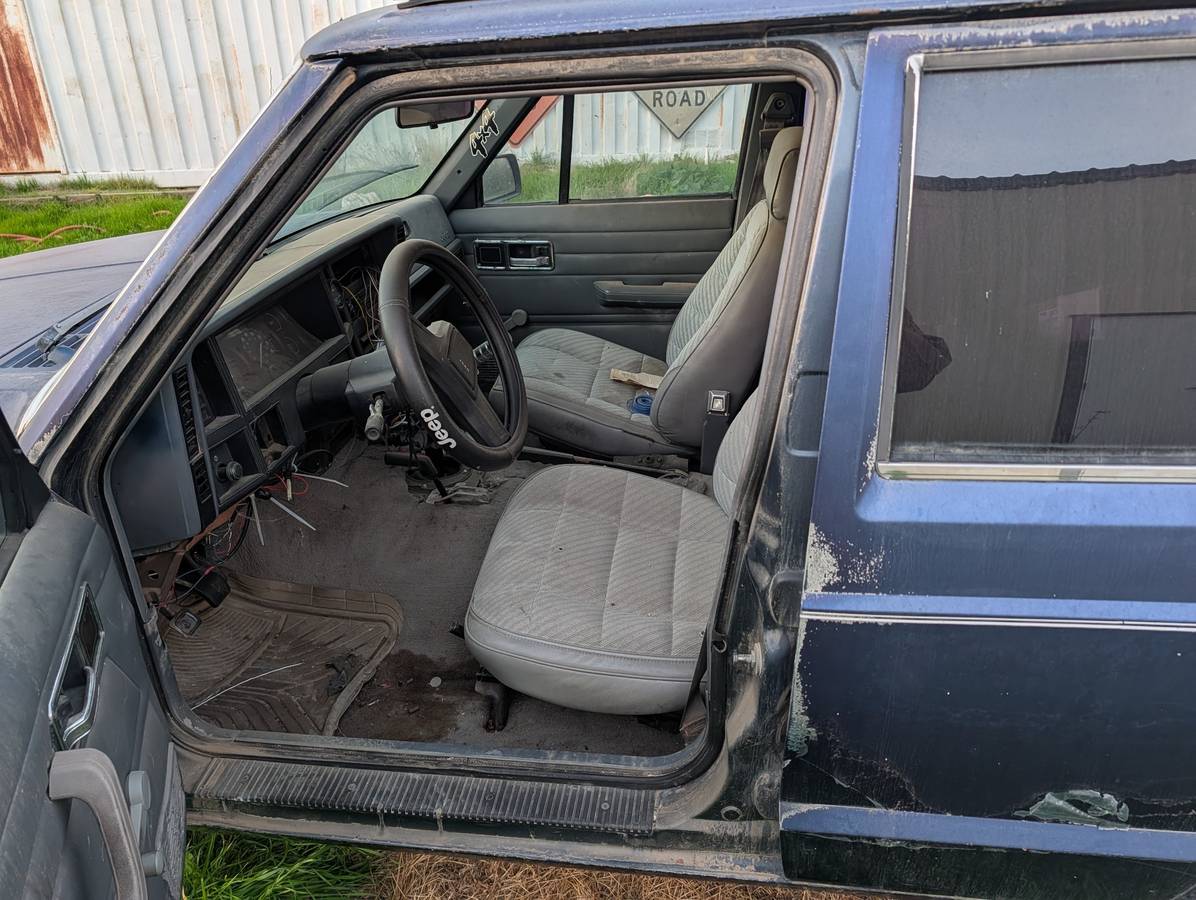 Jeep-cherokee-1988-blue-4