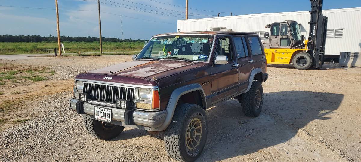 Jeep-cherokee-1988-custom-10