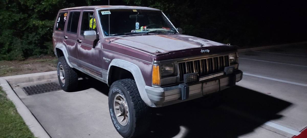 Jeep-cherokee-1988-custom-14