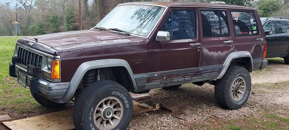 Jeep-cherokee-1988-custom-17