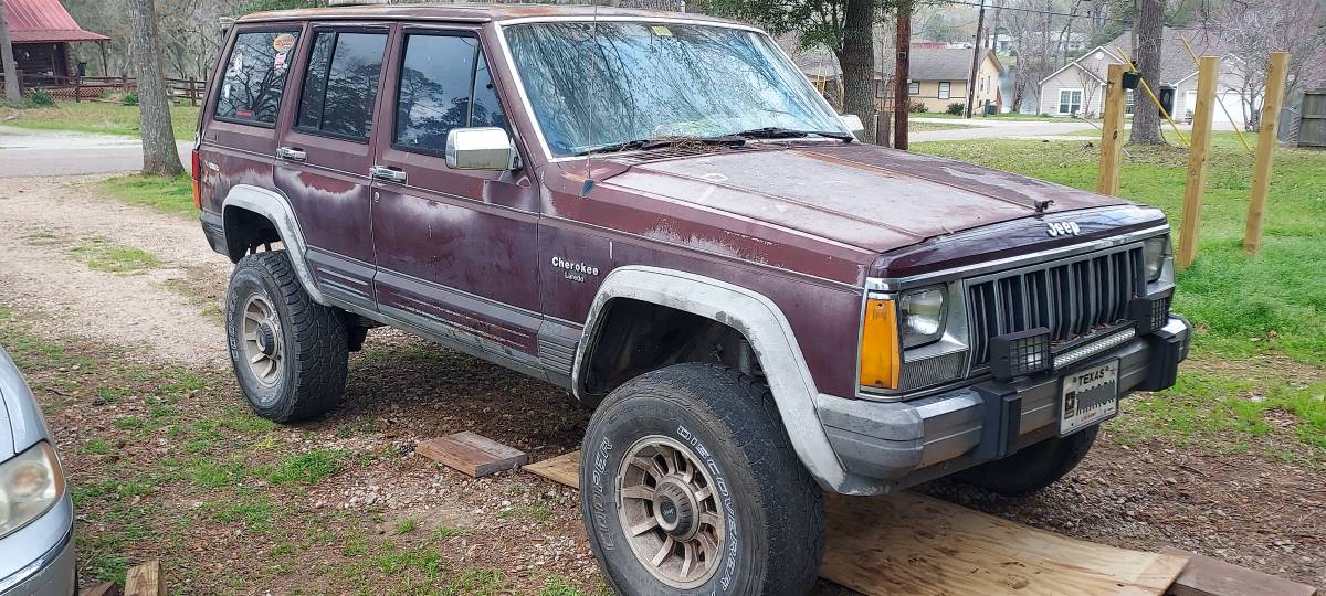 Jeep-cherokee-1988-custom-19