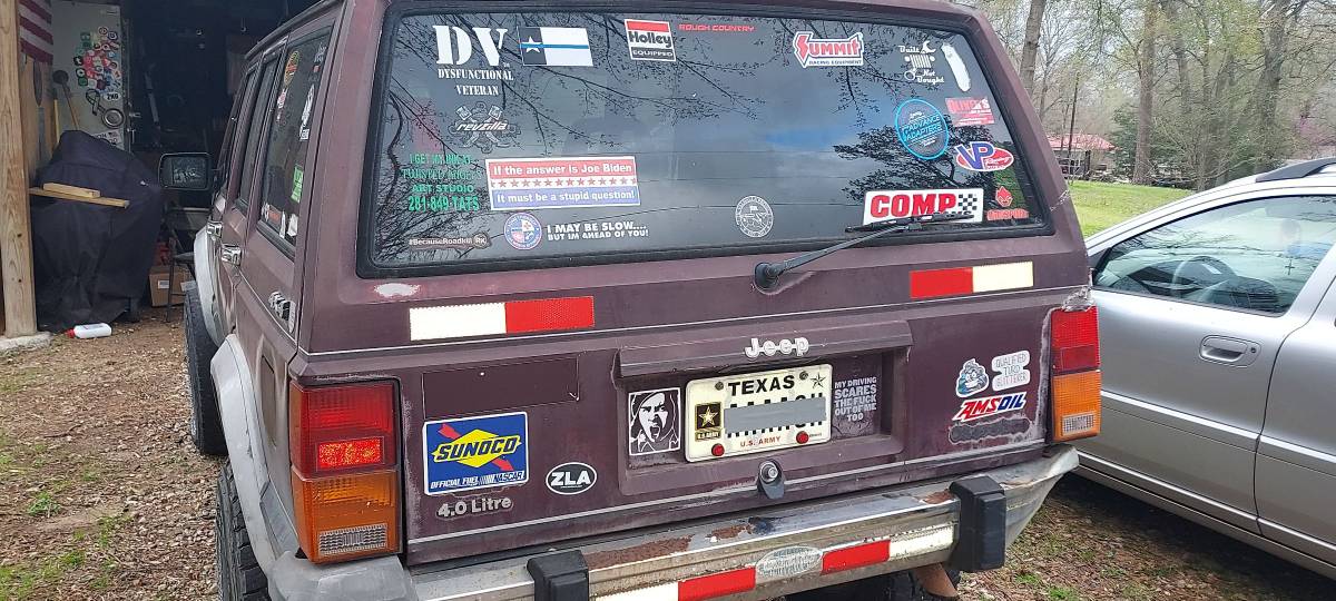 Jeep-cherokee-1988-custom-21