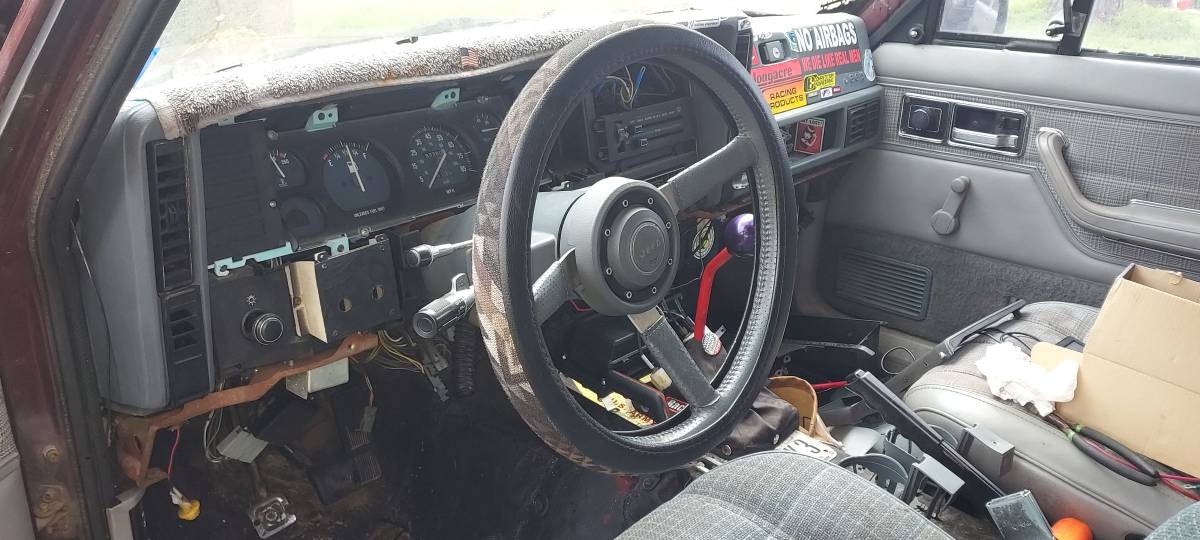 Jeep-cherokee-1988-custom-22