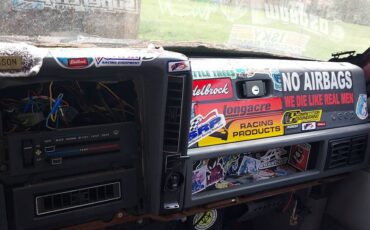 Jeep-cherokee-1988-custom-23