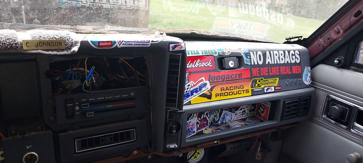 Jeep-cherokee-1988-custom-23