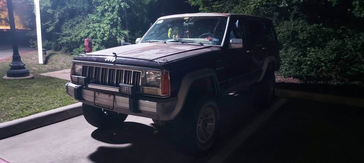 Jeep-cherokee-1988-custom-5