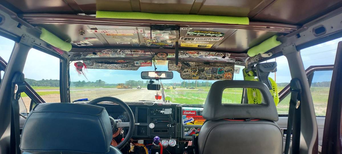 Jeep-cherokee-1988-custom-8