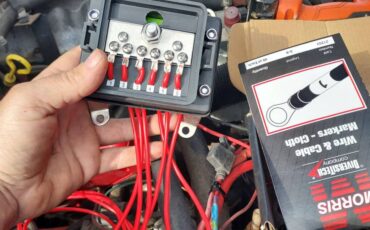 Jeep-cherokee-1988-custom-9