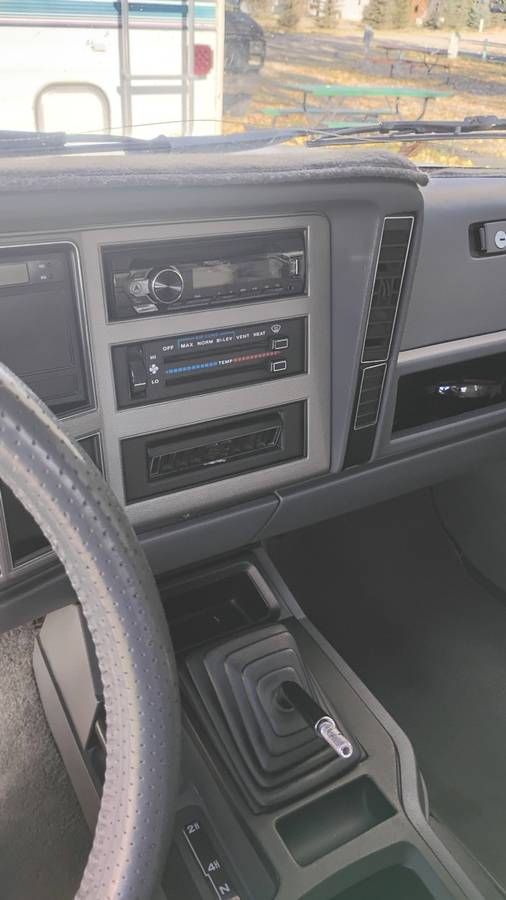 Jeep-cherokee-1989-1